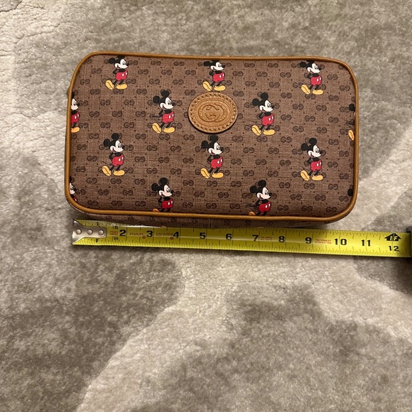 Gucci x Disney Belt Bag - Picture 8 of 10